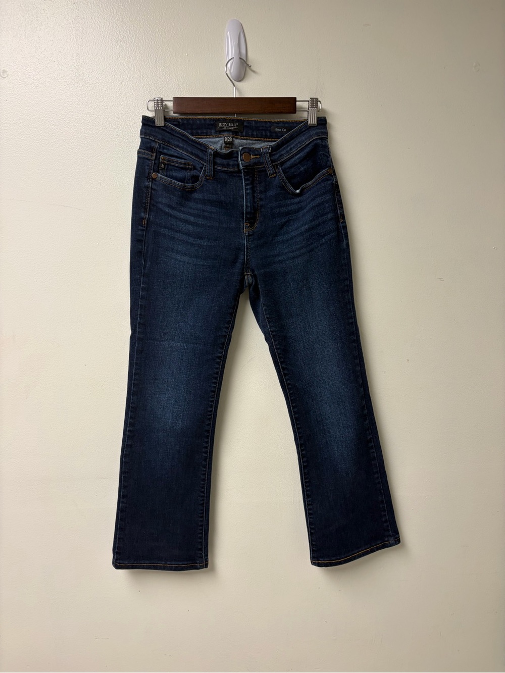 Judy Blue Dark Wash Cropped Bootcut Size 29/9